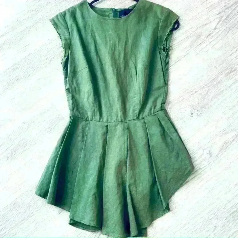 CYNTHIA ROWLEY KAKI RUFFLE TOP